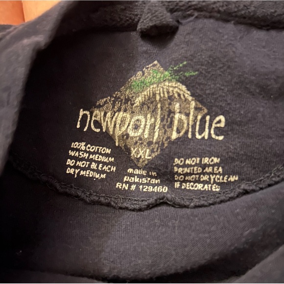 Graphic tee shirt bundle - Picture 7 of 10